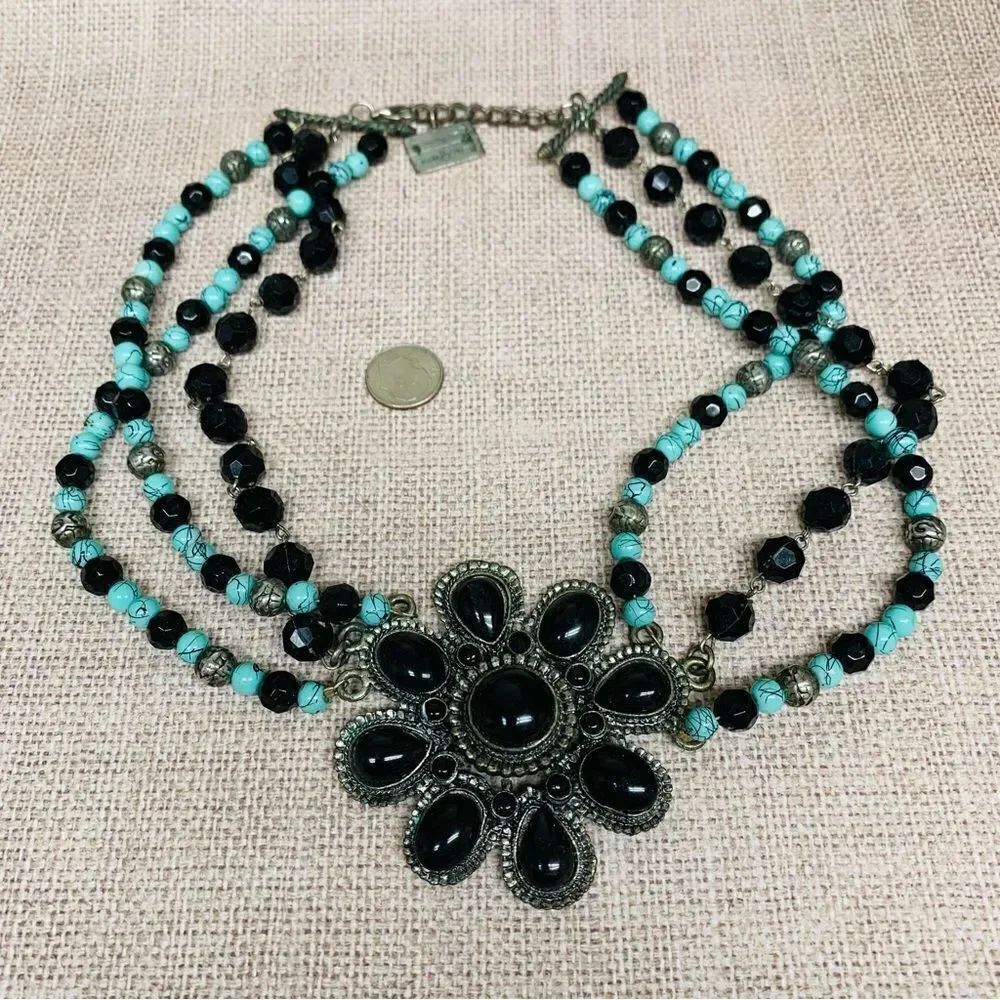 Sissie & Me‎ Turquoise Black Bead Southwest Flower Necklace